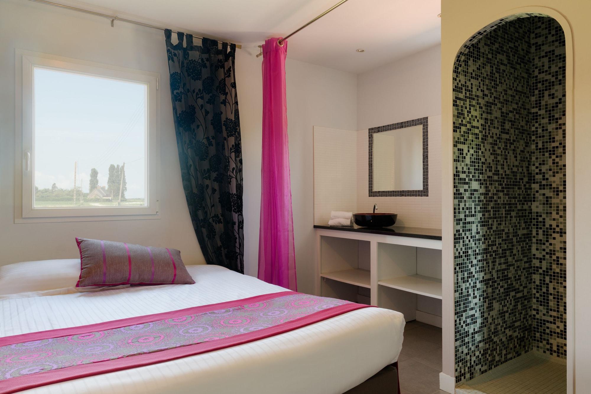 Inter-Hotel Le Mont Saint-Michel Sud Les Quatre Salines Roz-sur-Couesnon Exterior foto