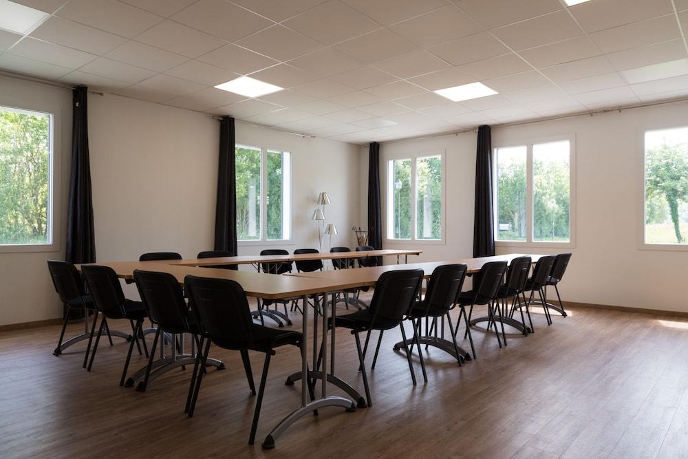 Inter-Hotel Le Mont Saint-Michel Sud Les Quatre Salines Roz-sur-Couesnon Exterior foto